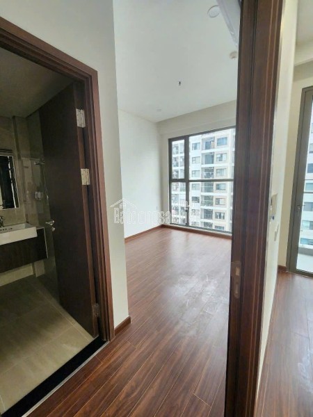 🌟 CỰC HIẾM TRẦN THÁI TÔNG – VIEW TRỰC DIỆN CÔNG VIÊN CẦU GIẤY
🏢 Tòa nhà 8 tầng – Diện tích