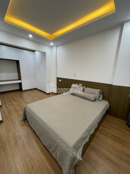 Bán nhà phố Yên Hoà, 5 Tầng 4 ngủ, tiện ích ngập tràn, gần trường học, chợ, vài bước ra phố, Giá