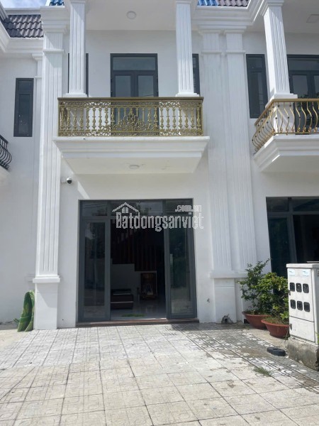 CẦN TIỀN ĐẦU TƯ BÁN NHANH NHÀ MẶT TIỀN MỚI XÂY DT : 73,6M2 PHƯỜNG THẠNH PHƯỚC - THỊ XÃ TÂN UYÊN