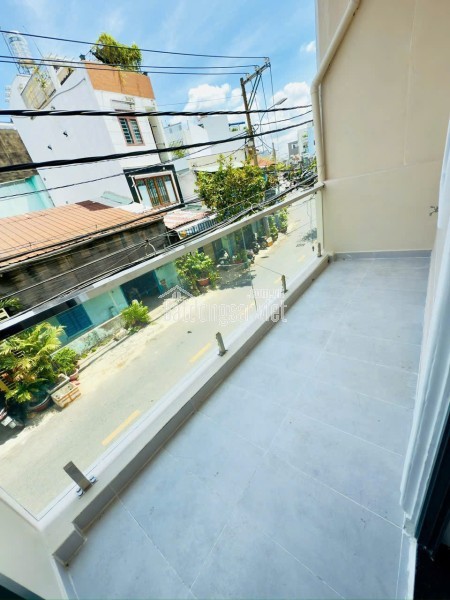 Nhà 3 tầng hẻm thông đường Sư Vạn Hạnh P9Q5. Giá: 2.98 tỷ