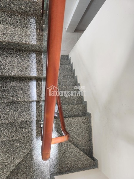 NHÀ HẺM XE HƠI NGAY VÕ VĂN HÁT - BTCT 3 TẦNG 60M2 (4X15M) - NGAY ĐH TÀI CHÍNH MARKETING - LONG