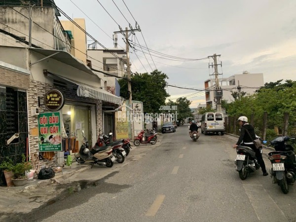 NHÀ ĐẸP 2 TẦNG 56M2- HXH ĐHT 42- GẦN CHỢ VÀ CÔNG VIÊN CÂY SỘP CHỈ HƠN 4 TỶ XÍU