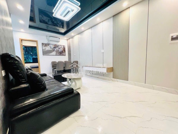 Bán nhà tập thể KIm Liên - Đống Đa full đồ nhà mới đẹp như ảnh dt 80m sổ đỏ chính chủ- sẵn sàng