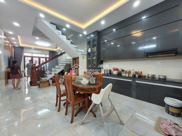 💥 SIÊU PHẨM NHÀ PHỐ 4 TẦNG – Q9 - ĐƯỜNG 12M CÓ VỈA HÈ