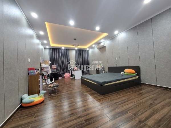 💥 SIÊU PHẨM NHÀ PHỐ 4 TẦNG – Q9 - ĐƯỜNG 12M CÓ VỈA HÈ