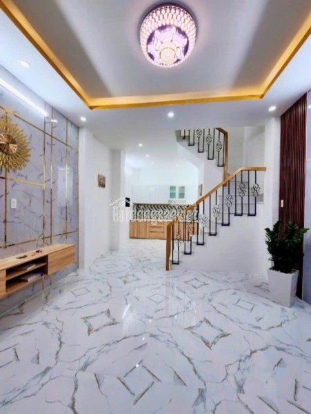 BÁN nhà ngõ Tân Hòa Đông, Q.6. DT 18m2, 1PN, 2WC. Giá 1.9 tỷ, sổ hồng.