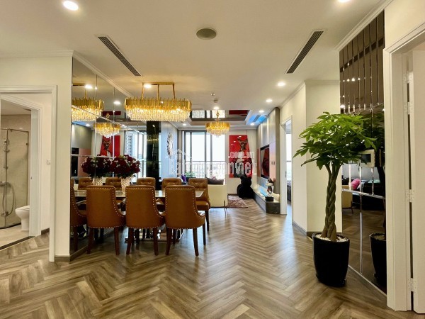 Cần bán căn hộ hoa hậu 3 PN toà Park 12 Times City gấp. Hướng Nam mát. Lh 0011947422