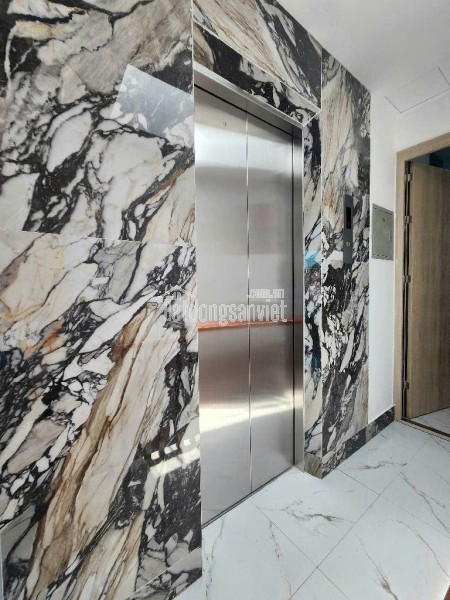 MẶT PHỐ XUÂN LA ,XUÂN ĐỈNH Ô TÔ TRÁNH 2 CHIỀU,KINH DOANH VÔ ĐỊCH 155M 9 TẦNG THANG MÁY.DÒNG TIỀN