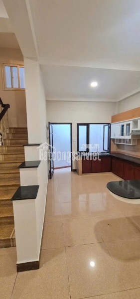 Bán Nhà Mặt Tiền 75F Đặng Dung P Tân Định, quận 1.