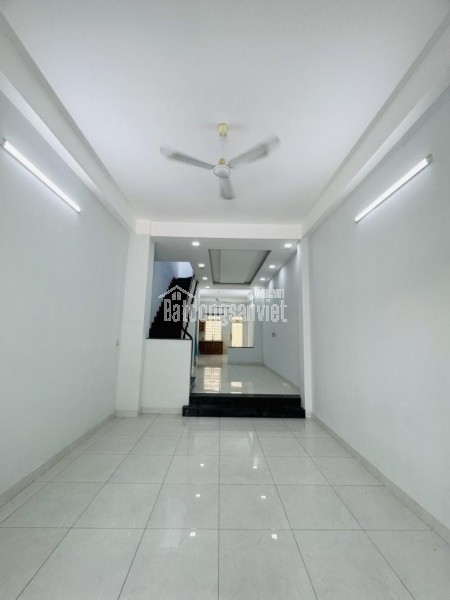 Bán Gấp Nhà Xinh- An Lạc Bình Tân - 84m2 - Hẻm 9M - Vuông Vức ~85tr/m2