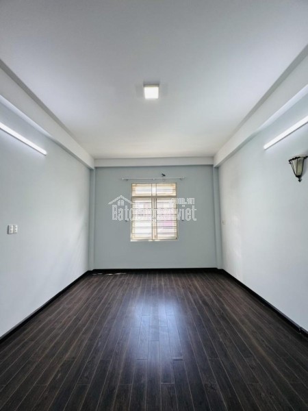Bán Gấp Nhà Xinh- An Lạc Bình Tân - 84m2 - Hẻm 9M - Vuông Vức ~85tr/m2