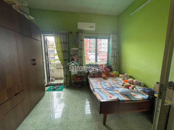 Lầu 2: chung cư ngay cầu Thị Nghè - Mặt tiền XVNT