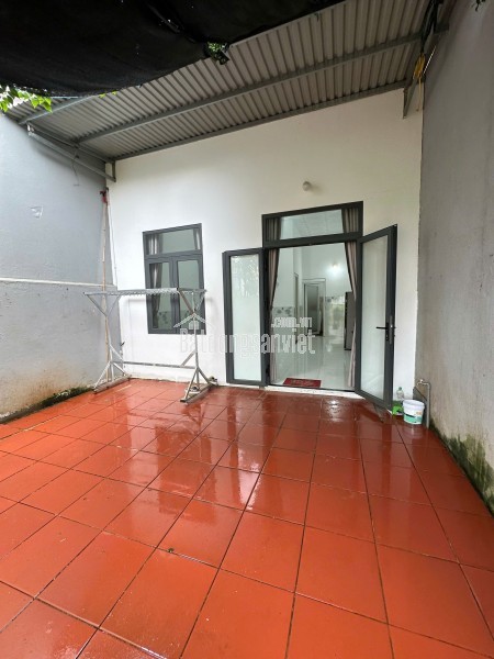 BÁN NHÀ HẺM QUANG TRUNG PHƯỜNG TÂN TIẾN ( CŨ) CÁCH TRUNG TÂM NGÃ 6 1KM
GIÁ CHỈ 1TY499