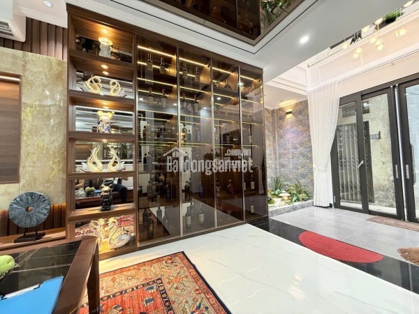 Hot!
THÁI HÀ 50m, 15.5 Tỷ, Nhà Đẹp Sang, Thoáng Sáng, Gần Ô Tô, Trung Tâm Đống Đa