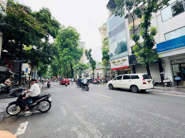 MP Lò Đúc 252m² mặt tiền khủng 11m ngân hàng thuê 1,6 tỷ/năm 2 thoáng vĩnh viễn trước sau chỉ 230