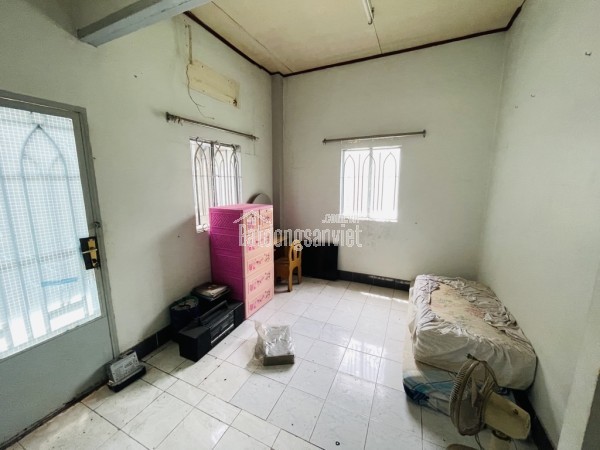 Nhà 2 tầng hẻm 3 gác đường Dương Văn Cam, Linh Tây, Thủ Đức. Ngay chợ Thủ Đức
