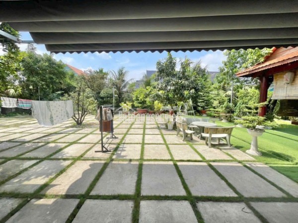 BÁN SIÊU NHÀ VƯỜN – TP DĨ AN - DIỆN TÍCH: 1700M2
