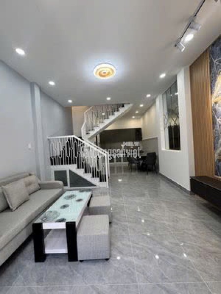 Nhà hẻm Lê Văn Sỹ, 42m sổ đỏ chính chủ, nhỉnh 6 tỷ, mới tháng 8, 2025