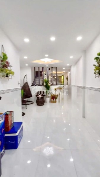 Nhà 2 tầng Phong Phú P12 Q8 giá chỉ có 2.7 tỷ