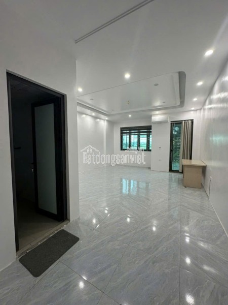 Cho thuê nhà Vinaconex 3 Trung Văn làm văn phòng, 100m2, 5 tầng, thang máy