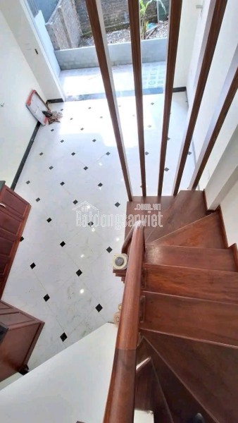 Bán Nhà Lai Xá Hoài Đức - 20m ra ô tô - 5 tầng 3 ngủ đầy đủ nội thất