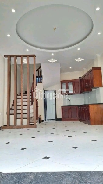 Bán Nhà Lai Xá Hoài Đức - 20m ra ô tô - 5 tầng 3 ngủ đầy đủ nội thất