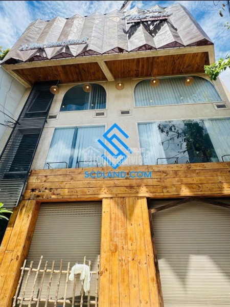 Cho thuê căn góc 2 mặt tiền đẹp đường Quang Trung – Gần biển Nha Trang