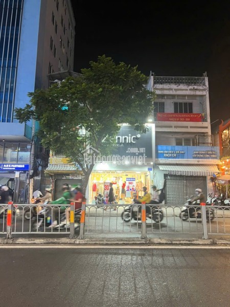 Chính Chủ Bán Mặt Tiền Xô Viết Nghệ Tĩnh, P.19, Q. Bình Thạnh. DT: (5.5x16m), Giá Chỉ 27 Tỷ. Tell: