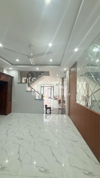 Bán Nhà - Hot - BHH A – Bình Tân - 110m2 - HXH - Nhà Đẹp ~62tr/m²