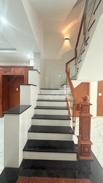 Bán Nhà - Hot - BHH A – Bình Tân - 110m2 - HXH - Nhà Đẹp ~62tr/m²