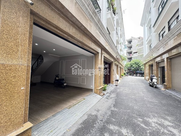 Bán Nhà Phân Lô KĐT Mỗ Lao, Hà Đông Nhà Đẹp Ở Ngay 60m²-5 Tầng- Mặt Tiền 5m Giá Nhỉnh 18 Tỷ