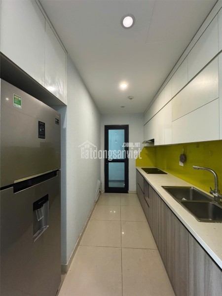 Cần bán gấp căn hộ R3 – Goldmark City
 136 hồ tùng mậu