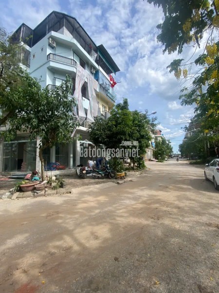 CẦN TIỀN MUỐN BÁN LÔ GÓC 3 MẶT THOÁNG – THANG MÁY – KĐT VĂN PHÚ – HÀ ĐÔNG 76.2 M2 5 TẦNG 23.5 TỶ