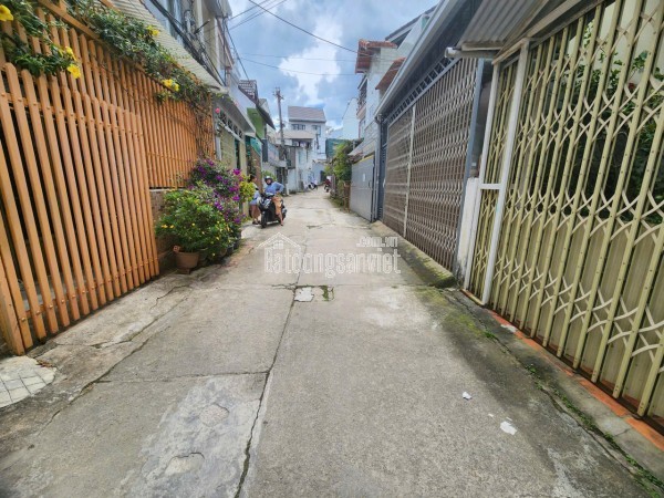 BÁN NHÀ SRXD MẶT TIỀN HẺM ĐƯỜNG MA TRANG SƠN – TRUNG TÂM ĐÀ LẠT CHỈ 5.4 TỶ🌸