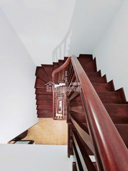 Tứ Liên nhà đẹp ngõ nông - thang máy - 6 tầng ở luôn full nội thất - 69m2 giá 13,9 tỷ.