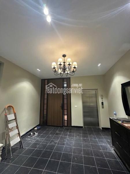 Tứ Liên nhà đẹp ngõ nông - thang máy - 6 tầng ở luôn full nội thất - 69m2 giá 13,9 tỷ.