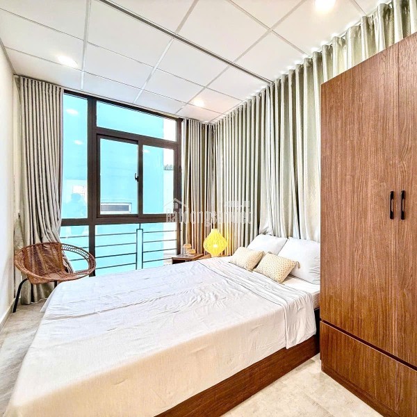 8 Tỷ nhỉnh: MẶT TIỀN Quận 10 cư xá Đồng Tiến, căn góc 2 mặt tiền 3 tầng, thu nhập 1Ty3. 0933910039