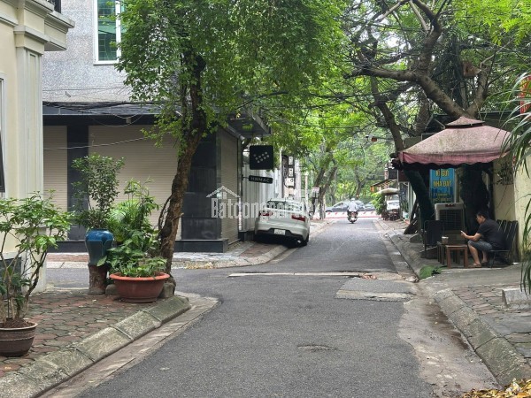 Nhà đẹp trung tâm Đống Đa – phân lô, vỉa hè, ô tô tránh, tiện ích ngập tràn, chỉ 22 tỷ
