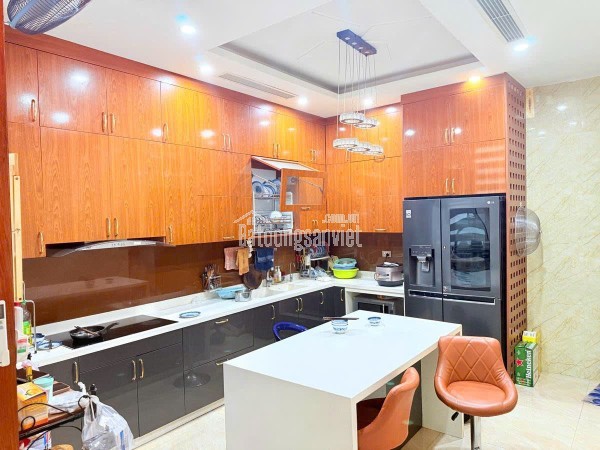 Nhà đẹp trung tâm Đống Đa – phân lô, vỉa hè, ô tô tránh, tiện ích ngập tràn, chỉ 22 tỷ