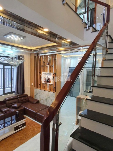 Nhà Góc 2 Mặt Tiền  KDC Đào Tông Nguyên  Cực Thoáng Đẹp