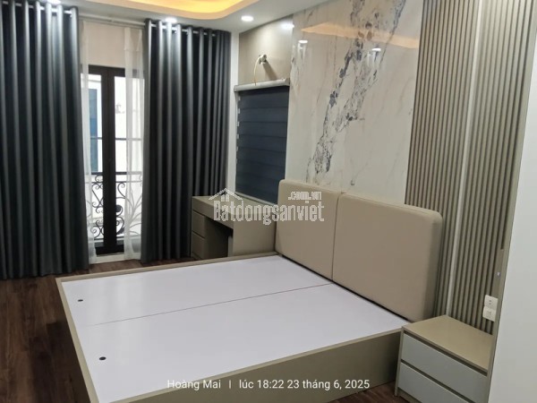 Tuyệt phẩm Tân Mai 5 tầng  36m2  - 7.68 tỷ. Sổ đỏ trao tay