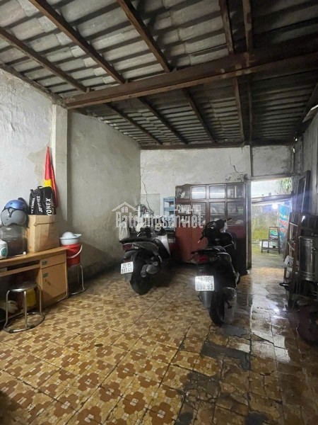 Căn to giá rẻ tại ROYAL CITY giá đẹp nhà tầng cao .
