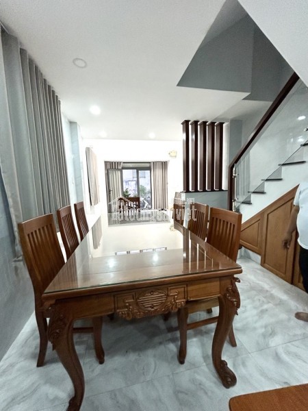 Nhà Lô Góc không lộ giới, hẻm xe tải đường Trần Xuân Soạn Quận 7