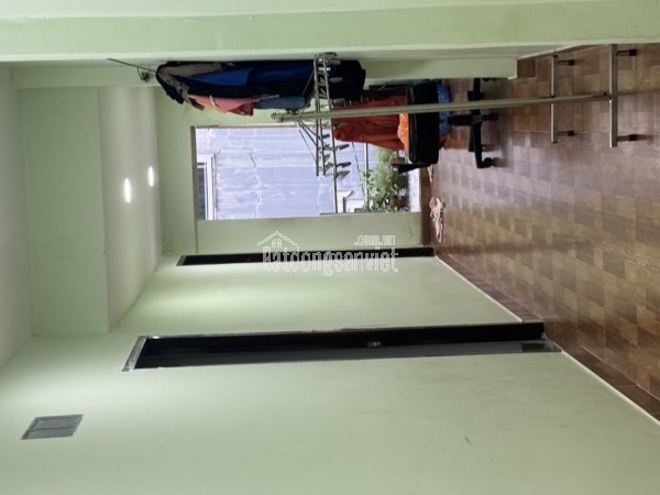 Chính chủ bán nhà 2 tầng đường Huỳnh Tấn Phát Quận 7