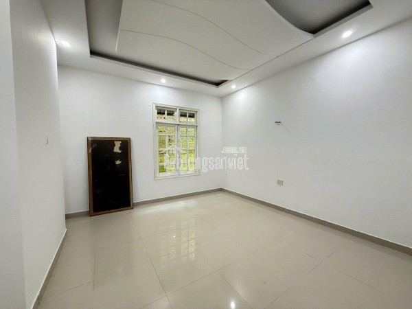 CHO THUÊ VILLA CAO CẤP 6 PHÒNG NGỦ HUỲNH THÚC KHÁNG PHƯỜNG 4