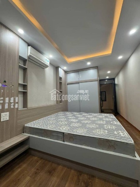PHÂN LÔ Ô TÔ TRÁNH ĐỖ TRƯỚC CỬA - NHÀ MỚI ĐẸP DÂN XÂY - TẶNG FULL NỘI THẤT ĐẸP KHÁCH CHỈ CẦN XÁCH