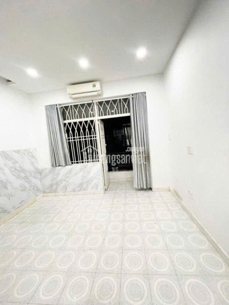 Nhà 4 tầng Khu VIP 109 Dương Bá Trạc P1 Q8