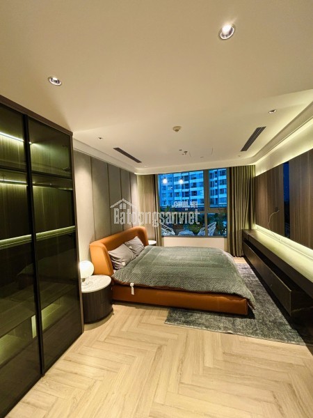 Bán cặp căn đập thông có sân vườn toà Park 7, times city gấp