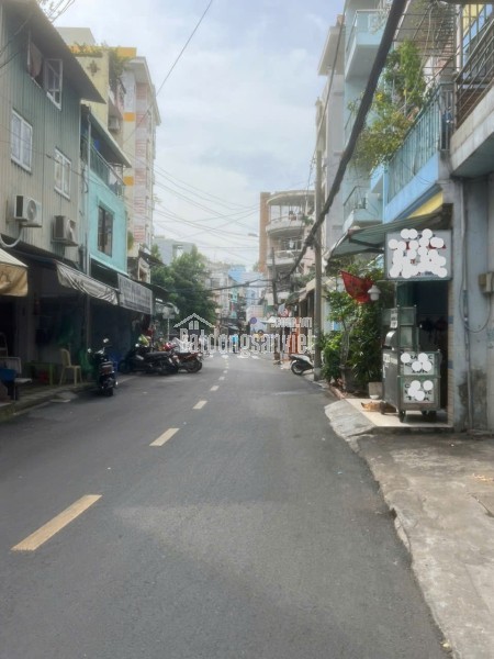 Chỉ 8.5 tỷ sở hữu ngay nhà MT Công Chúa Ngọc Hân P. Phú Thọ