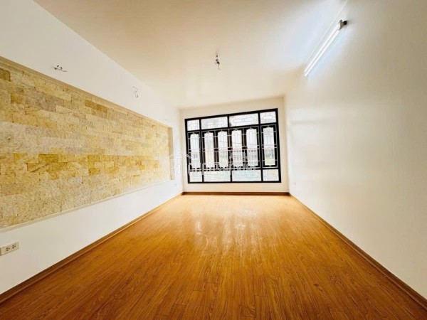 🏠 BIỆT THỰ SÂN VƯỜN 700M2 – MẶT TIỀN 20M – Ô TÔ TRÁNH CÁCH 20M – YÊN TĨNH -THÍCH HỢP XÂY BIỆT THỰ